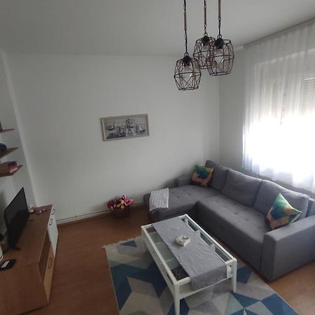 Welcome Apartman ทูซลา ภายนอก รูปภาพ
